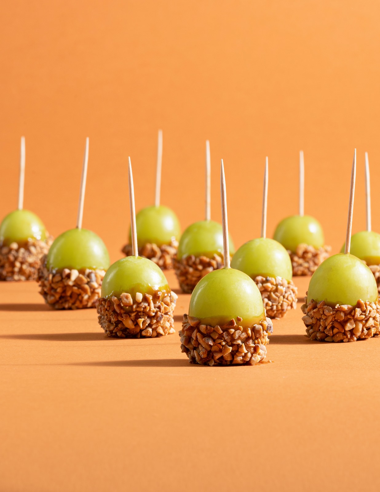Tiny Caramel Apples